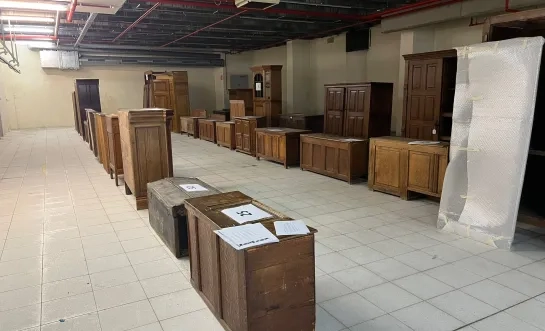 Gasthuiszusters Lier kast kist opbergmeubel