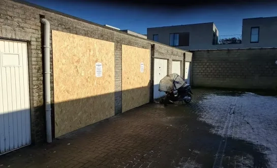Turnhout garageboxen ontruimd