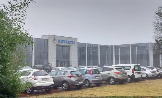 Novartis Puurs-Sint-Amands gevel