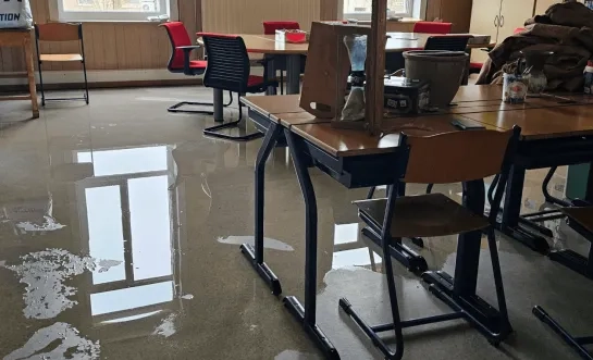 school onder water in berlaar