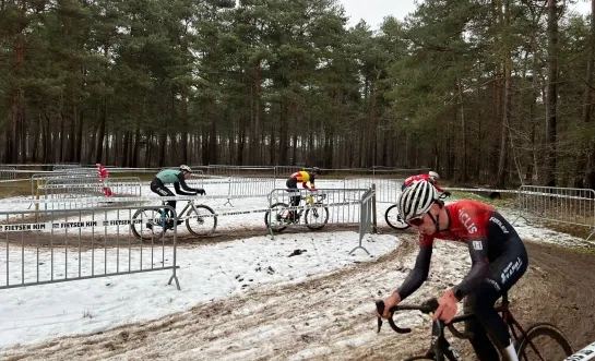 20240121_CyclocrossGierl