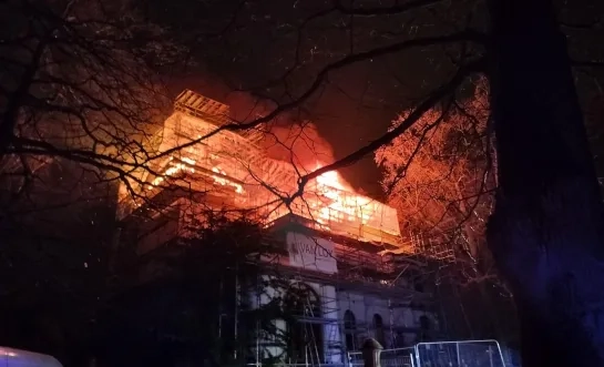 Brand in Kasteel Tivoli