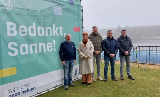 Krawatencross Lille Sanne Cant eerbetoon