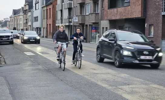 Gasthuisstraat fietsers uitstel riolering