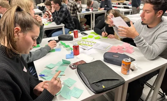 Geel ingenieurstudenten Biobest Hackathon KU Leuven