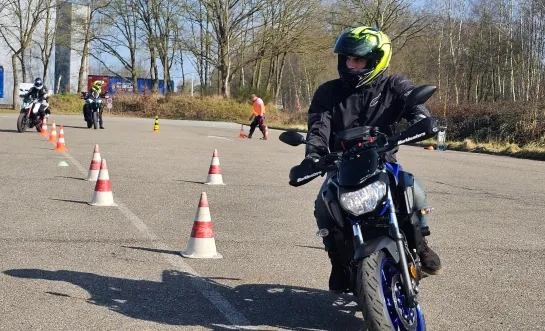 Motards volgen opfriscursus van VSV