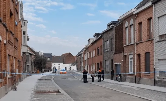 Zware vechtpartij man in levensgevaar Paardenkerkhofstraat Mechelen