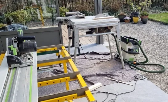 gereedschap werkmateriaal zaagtafel