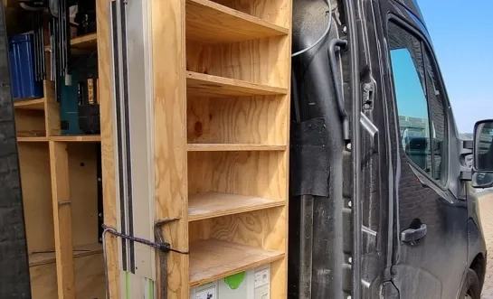 bestelwagen werkmateriaal gereedschap