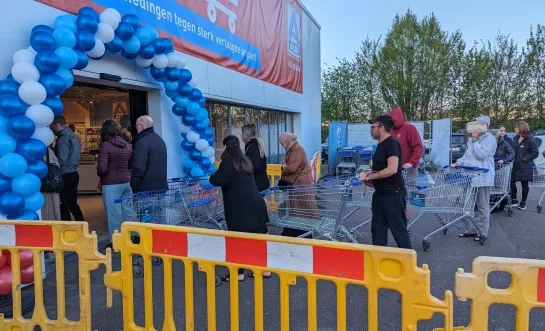 outlet aldi barbecue tuingereedschap Elektricitietstraat