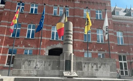 monument dungelhoeff kazerne.