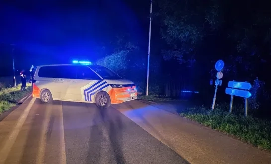 Brandweer stelt perimeter in na vreemde geur