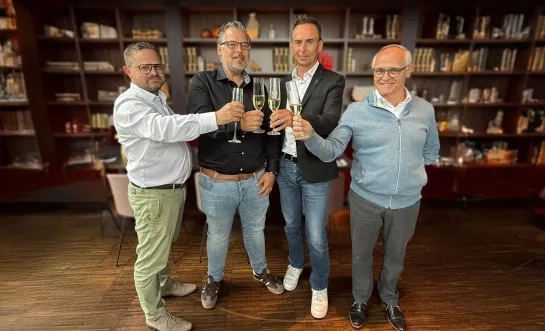 VanRoey neemt group K over