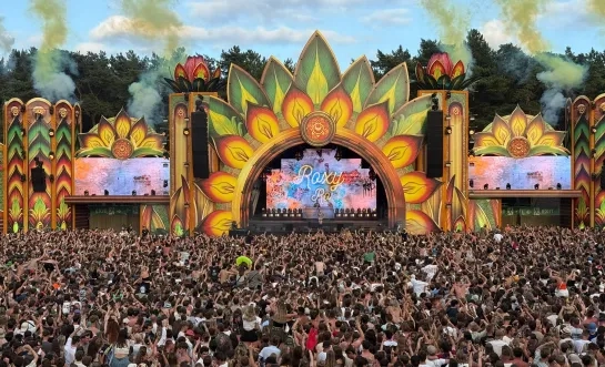 Sunrise met Roxy Dekker op de mainstage