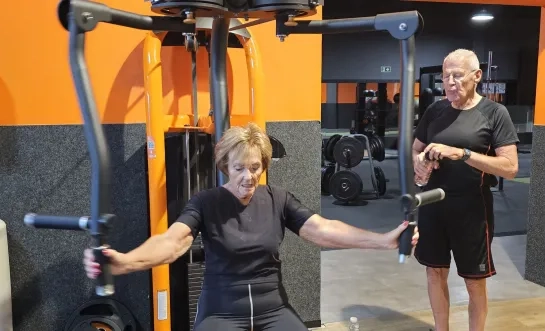 Frans en Jacintha trainen bij BasicFit Geel