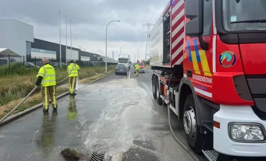 dierlijk mest rijbaan Grobbendonk Industrieweg