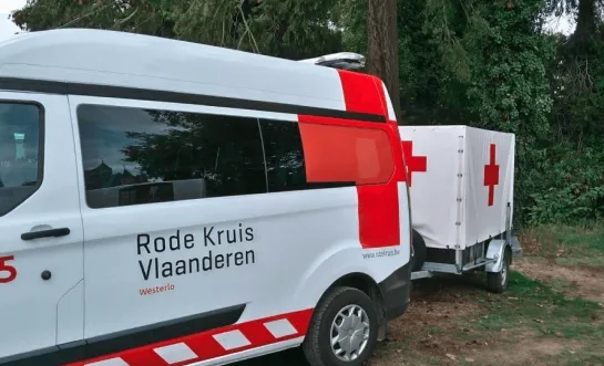 rode kruis aanhangwagen 