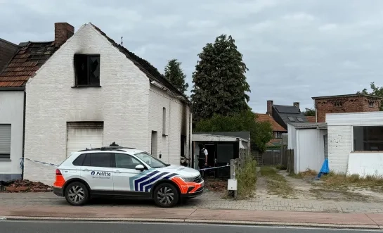 afgebrand huis onbewoonbaar Turnhoutsebaan Mol