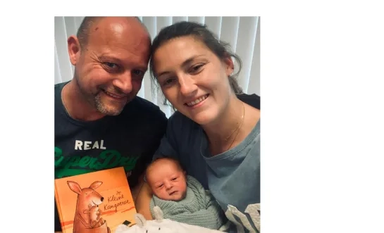 Laure Resimont mama instagram