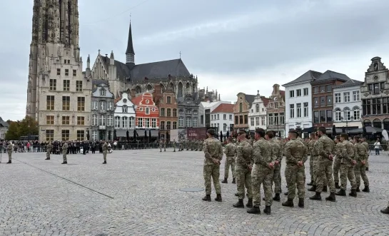 Beveloverdracht Mechelen Kolonel Landmacht