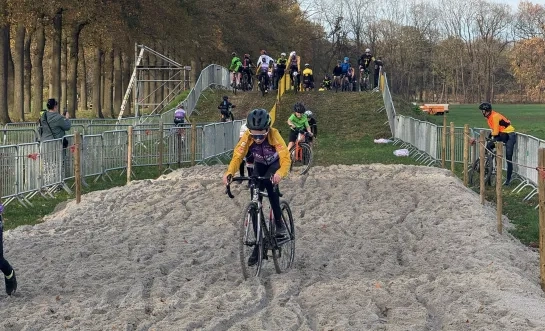 jeugdinitiatie cross Merksplas