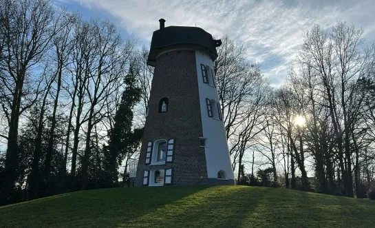 Zwarte Molen in Lille wordt vakantieverblijf