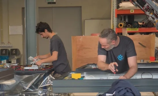 Q-lite gaat werk uitbesteden aan maatwerkbedrijf