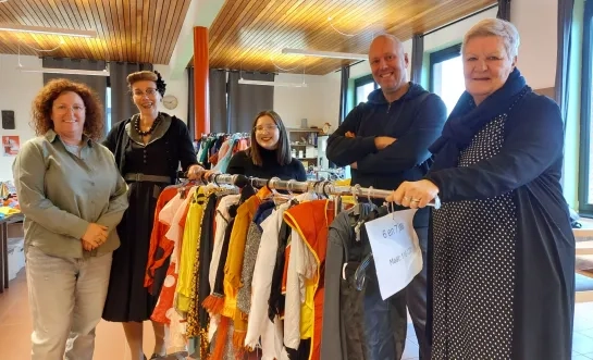 Kindercarnavalshop Herenthout geopend: iedereen kan gratis kledij uitkiezen