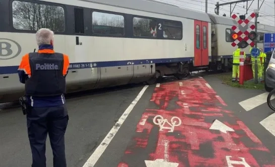 Slagbomen stuk aan Lispersteenweg in Lier