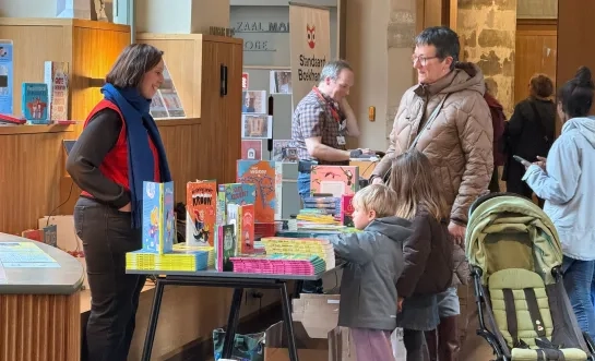 Eerste editie van BOE(N)K! in Mechelen trapt Jeugdboekenmaand op gang