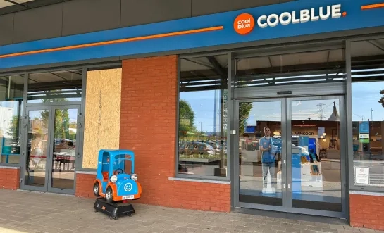 Coolblue Olen Shopping Park ramkraak