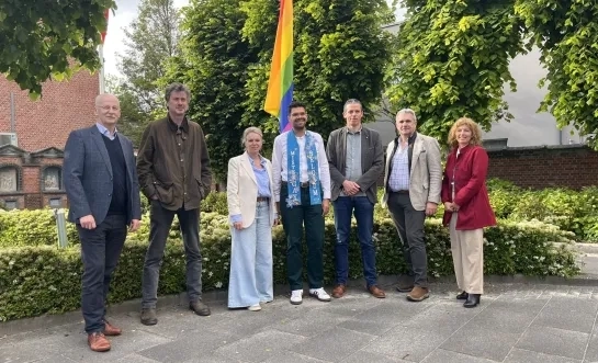 regenboogvlag Rijkevorsel