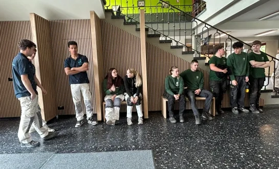 Leerlingen van Campus Sint Paulus mogen zelf de inkom van de school herinrichten