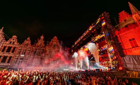 Maanrock Feest Podium IJzerenleen