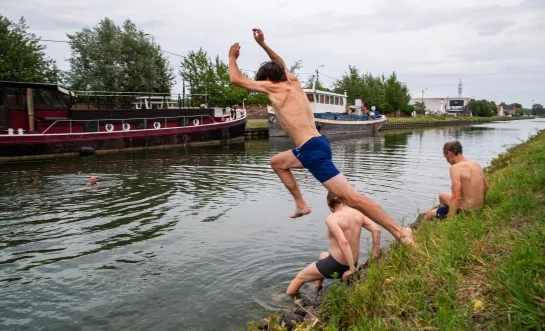 PVDA Mechelen zwemactie sluiting Geerdegemvaart zwemwater
