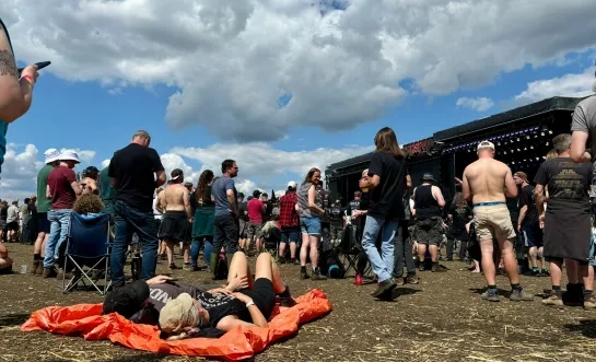 Graspop GMM 2024 zon na regen