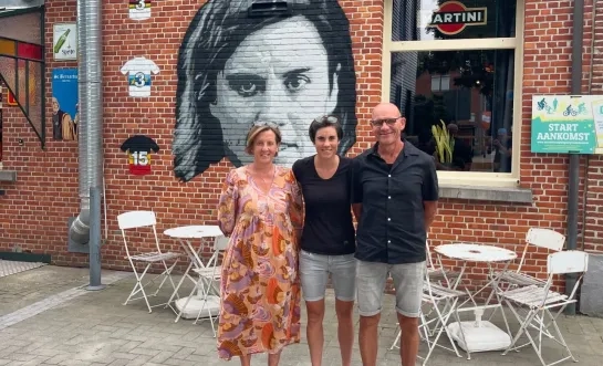 Sanne Cant Noorderwijk Café Welkom mural muurschildering veldrijden wielrennen