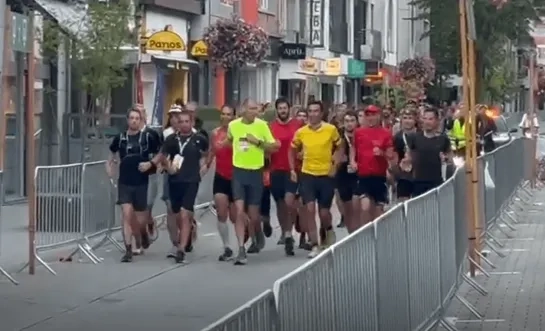 Dodentocht lopers eerste aankomers
