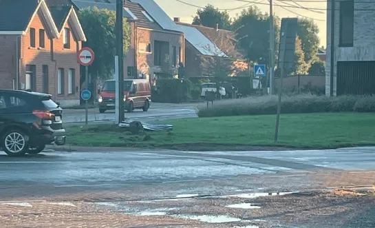 Verkeersborden Herenthout omver gereden