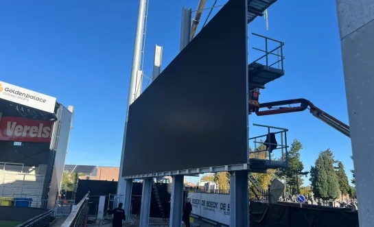 nieuw scorebord KV Mechelen