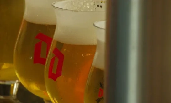 Duvel glas