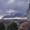De rook was tot in Mechelen te zien