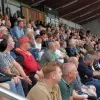 de tribunes zaten vol voor de jubileummatch van Heist
