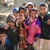 Afghanistan kinderen aardbeving stockbeeld
