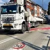 Vrachtwagens blokkeren weg Caputsteenstraat Mechelen