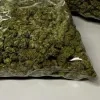 1 kilo cannabis Olen politie Neteland